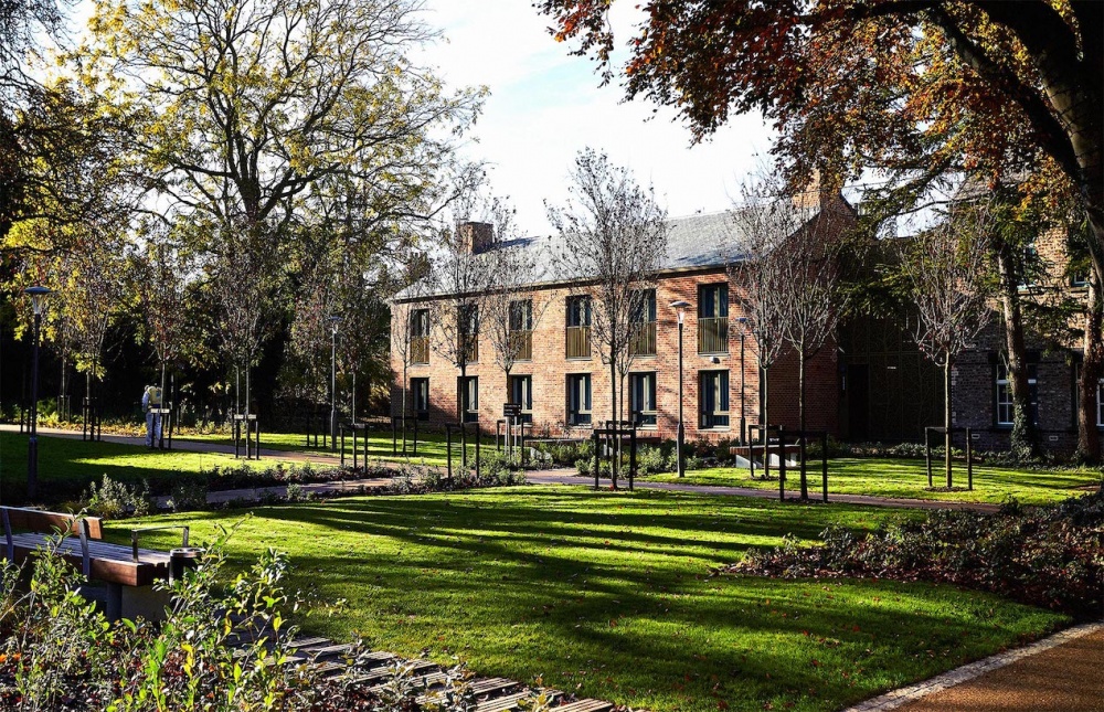 Peel Park Quarter, Salford Campus Living Villages Reviews