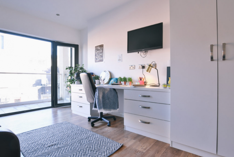 136 New Walk, Leicester