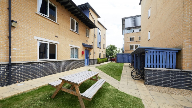 Shaftesbury Hall Courtyard