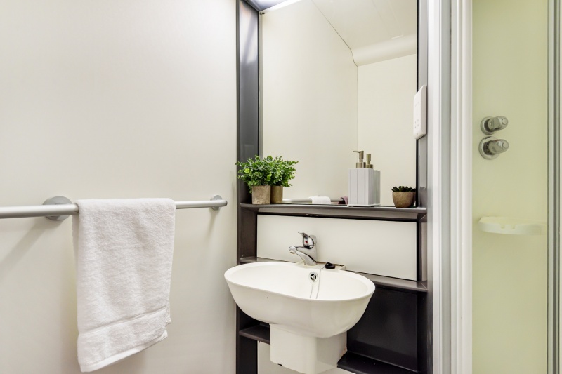 Ensuite bathroom