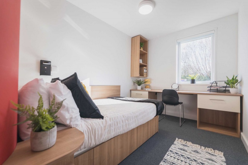 Student room en-suiteat The Park, residence hall in Oxford
