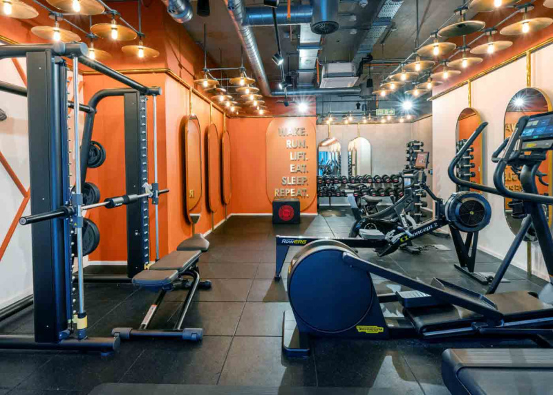 The Aspen, Leicester