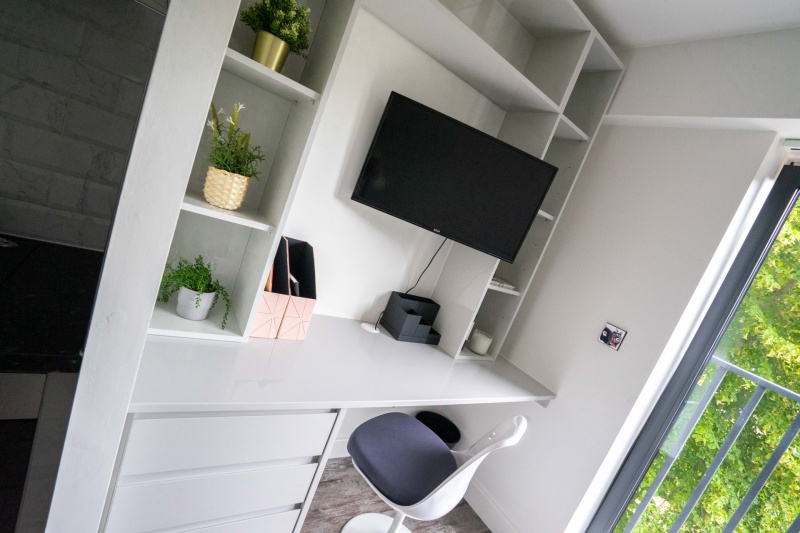 Oval Living , Leicester