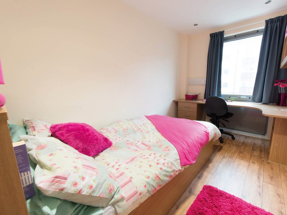 Athena Hall, Ipswich Fresh Reviews By Students