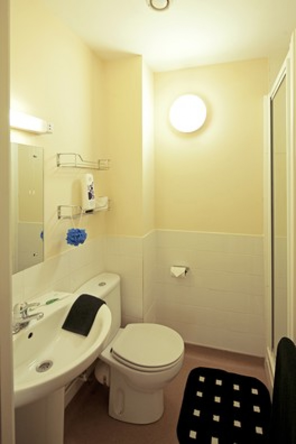 Orion Point Southampton Hallbookers Reviews