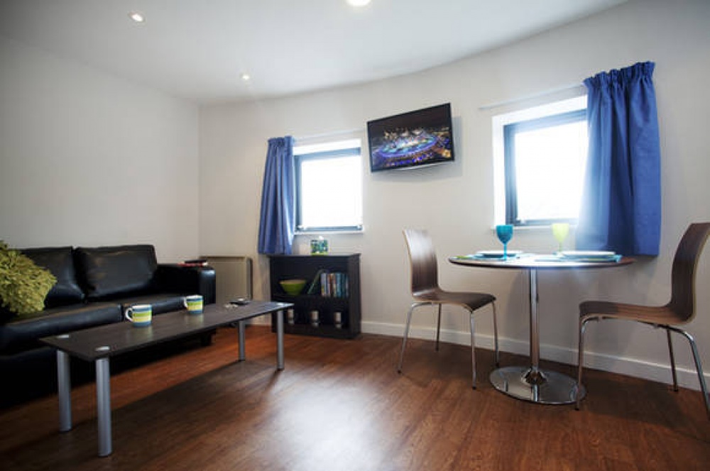 Ladybarn House, CRM Manchester Reviews By Students