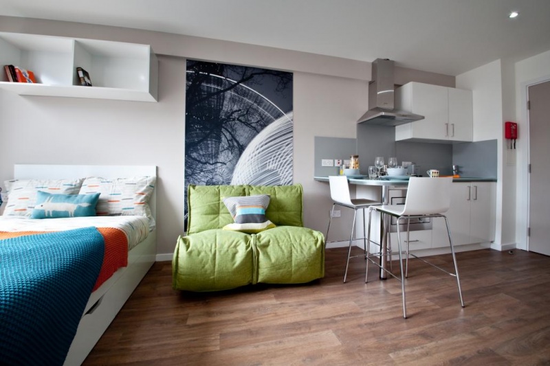Summit House, Cardiff