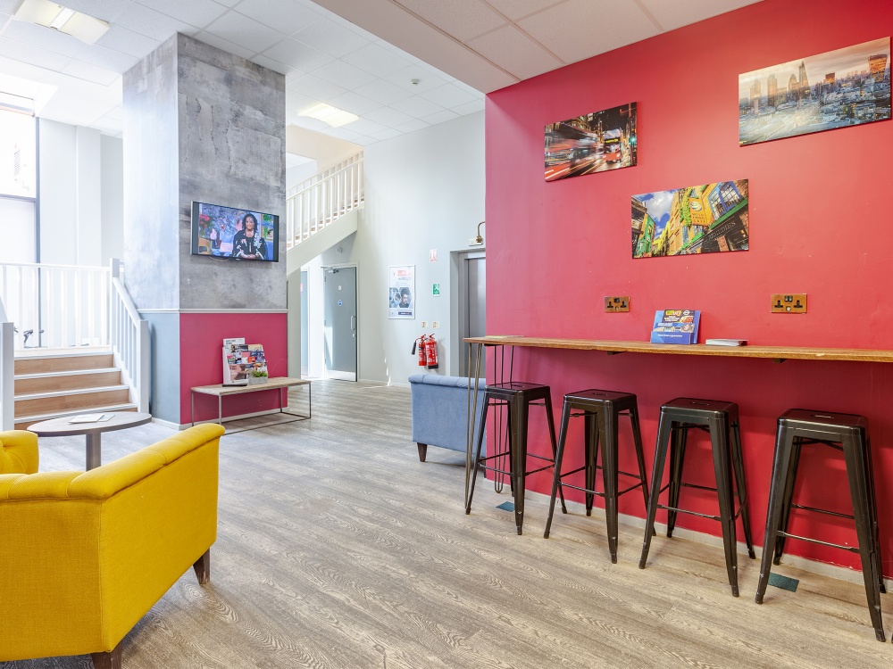 Academic House, London - Collegiate | Reviews By Students