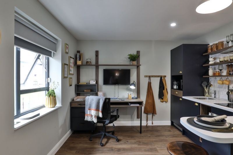 St Marks Court Studio Desk and Kitchen