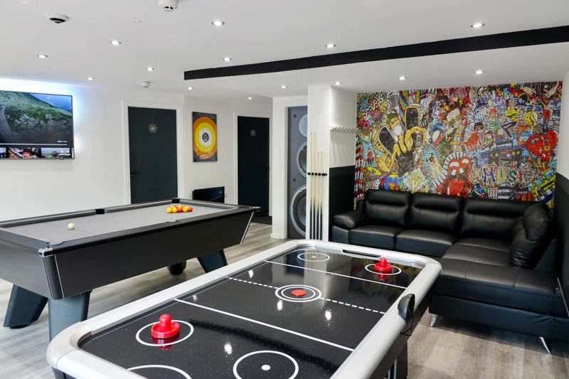 Games room Carr Mills