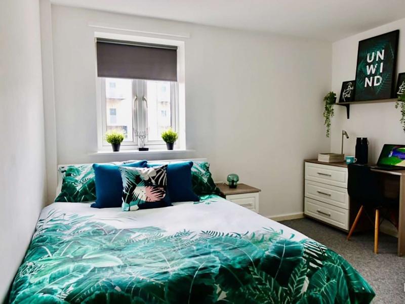 Carr Mills double ensuite