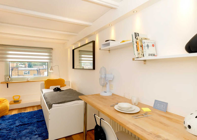 Single room at the stay club