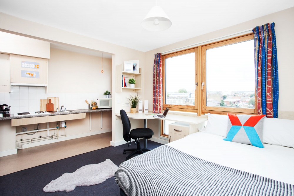 Beaumont Court, London Reviews By Students
