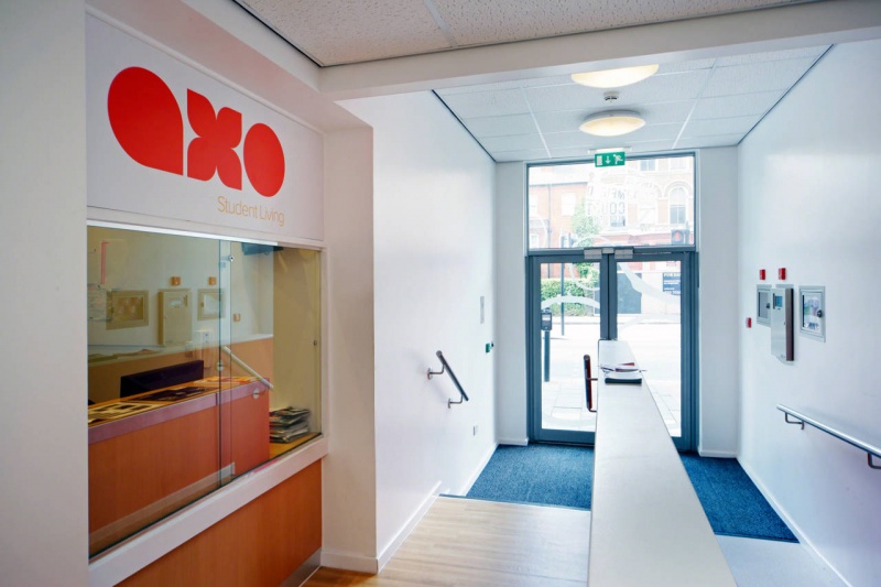 AXO Islington Entrance 1