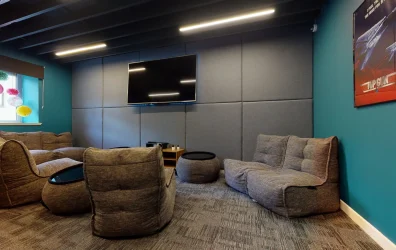 Cinema room with comfortable seating at Centro House Stirling for student entertainmen
