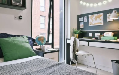 Maple_House_room