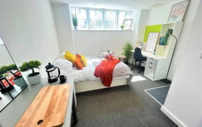 Deluxe Studio at Tudor Studios in Leicester